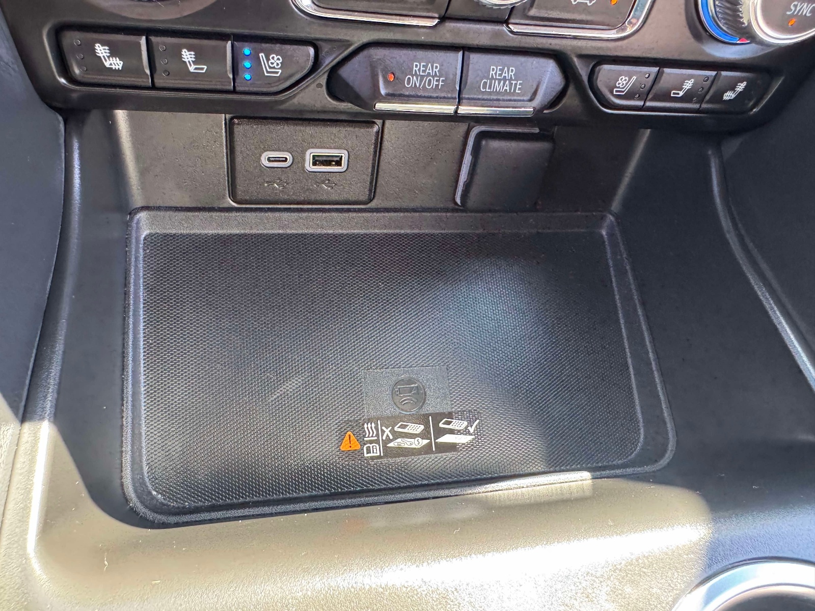 Used 2024 GMC Yukon SUV