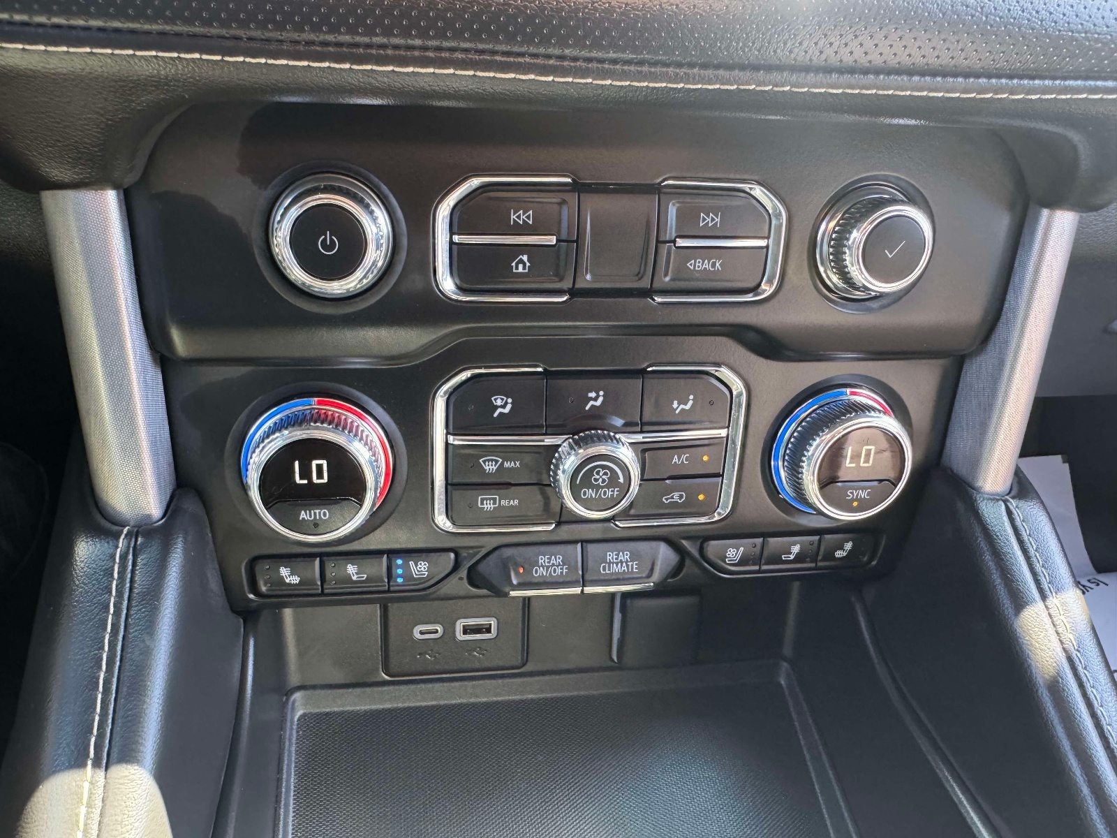 Used 2024 GMC Yukon SUV