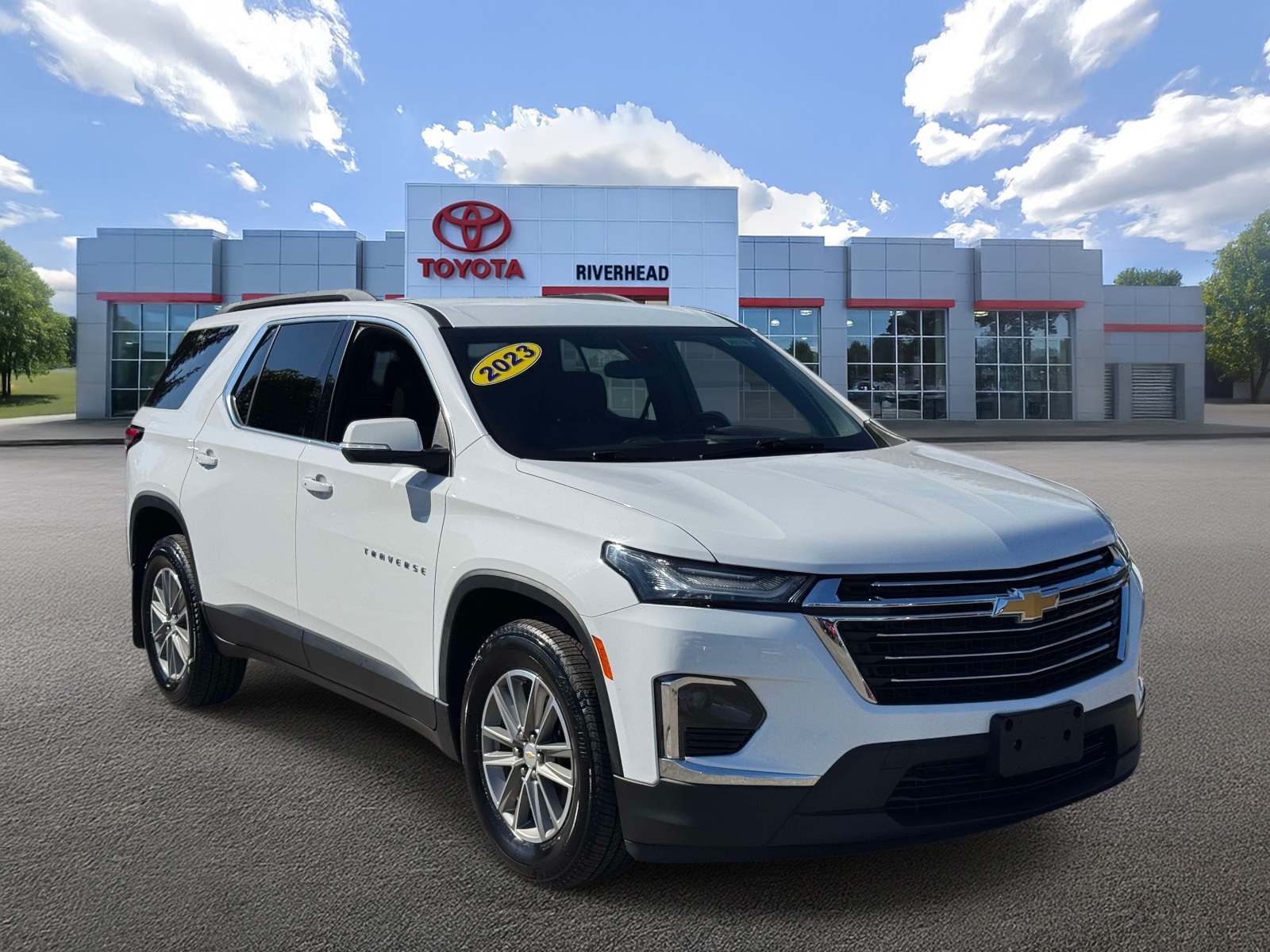 Used 2023 Chevrolet Traverse SUV
