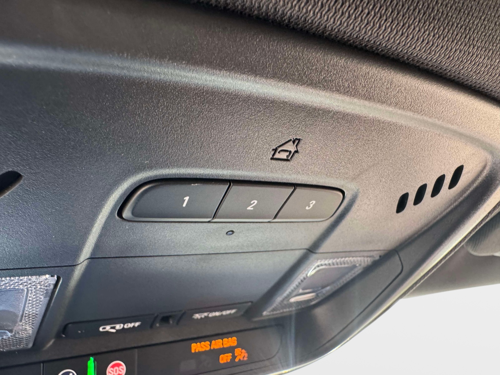 Used 2023 Chevrolet Traverse SUV