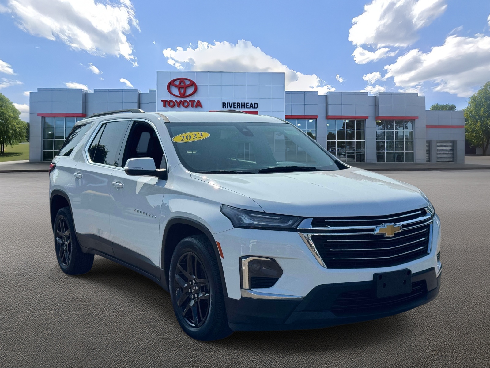 Used 2023 Chevrolet Traverse SUV