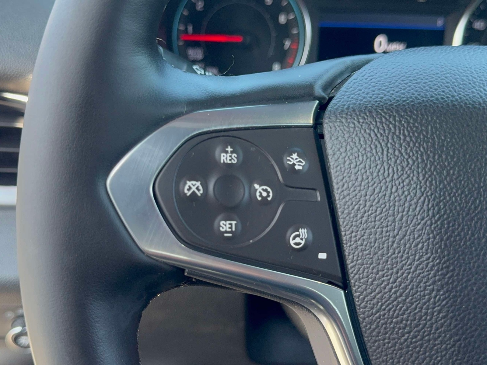 Used 2023 Chevrolet Traverse SUV