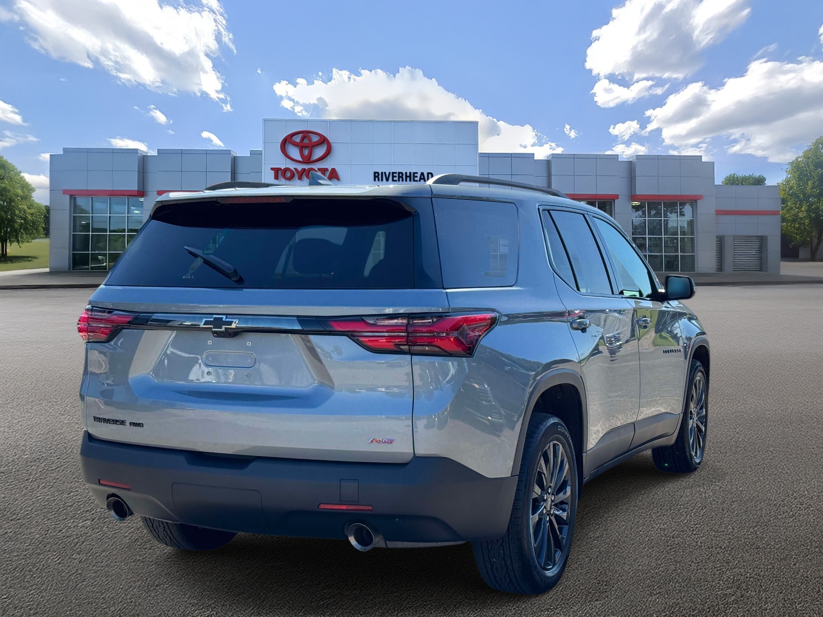 Used 2023 Chevrolet Traverse SUV