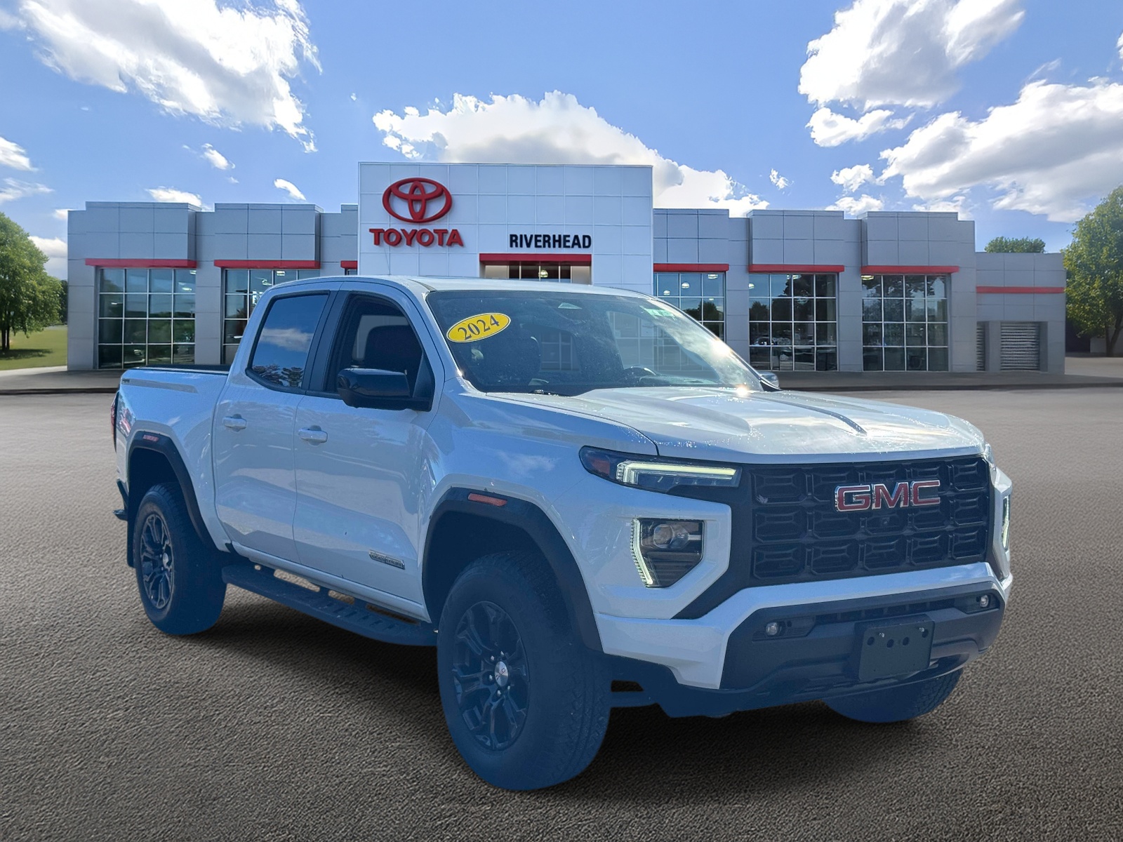 Used 2024 GMC Canyon Truck