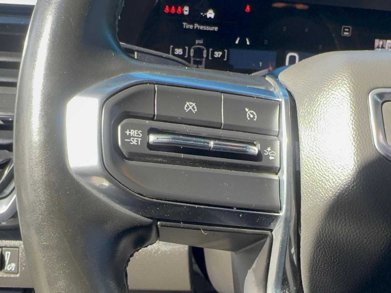 Used 2024 GMC Canyon Truck