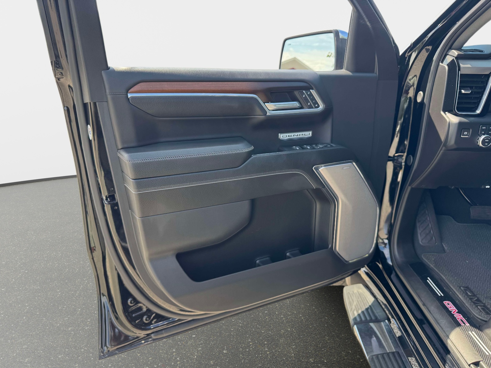 Used 2024 GMC Sierra 1500 Truck