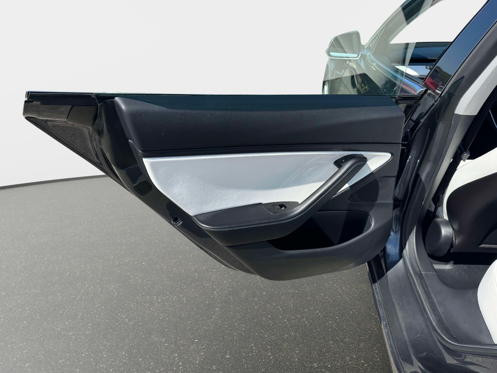 Used 2019 Tesla Model 3 Sedan