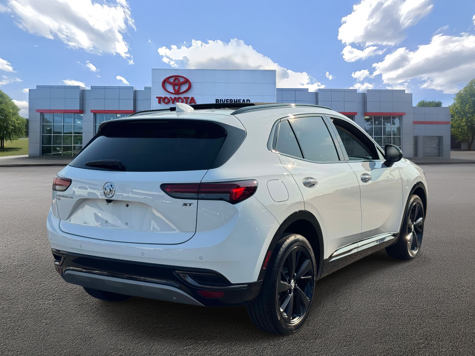 Used 2023 Buick Envision SUV