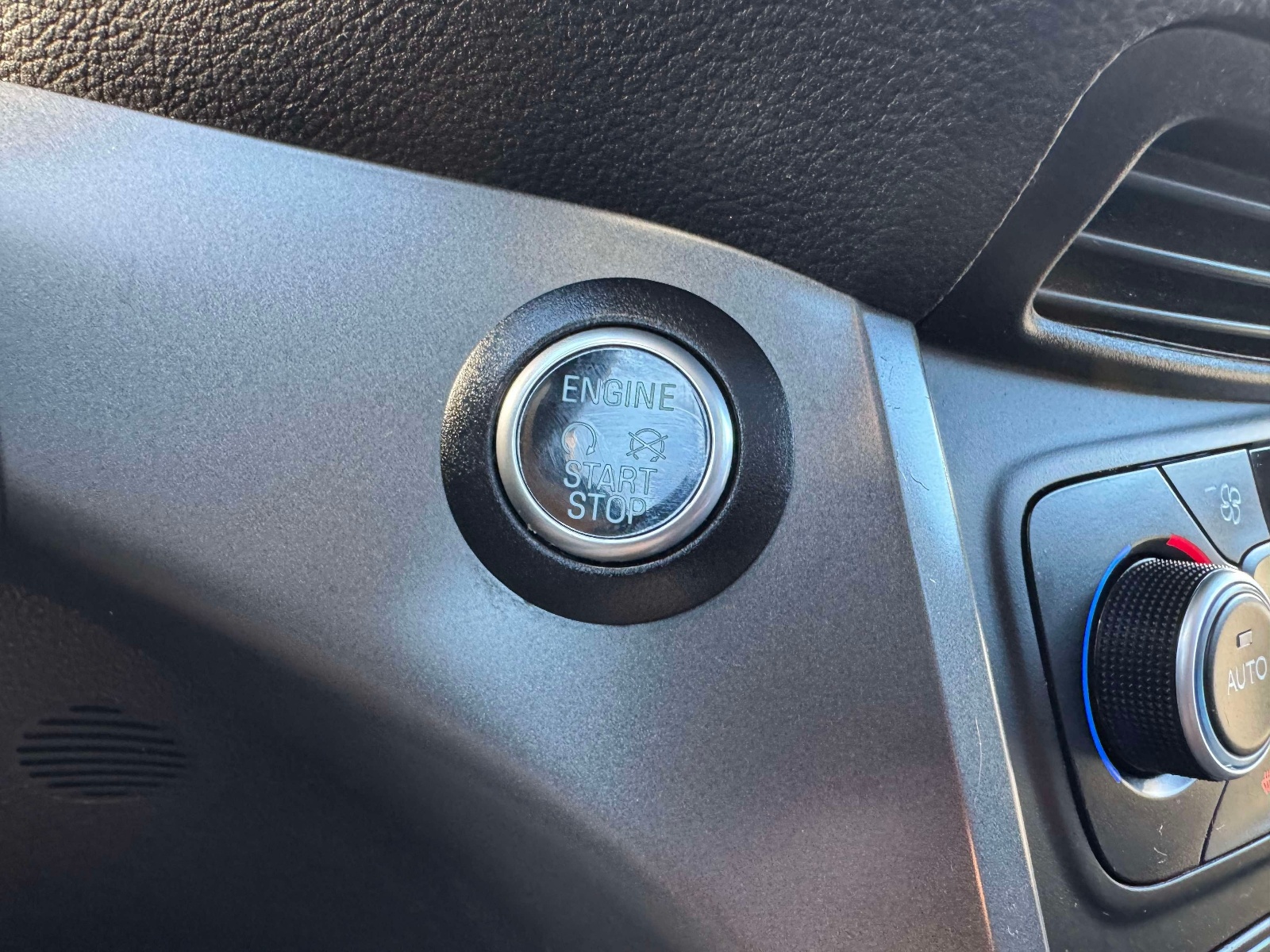 Used 2019 Ford Escape SUV