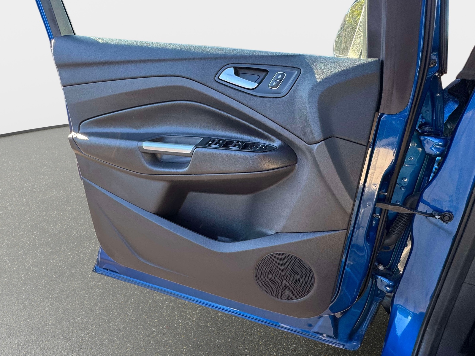 Used 2019 Ford Escape SUV