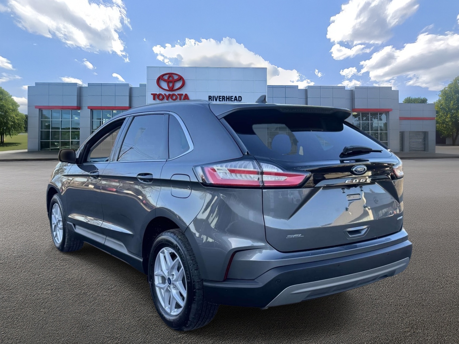 Used 2022 Ford Edge SUV