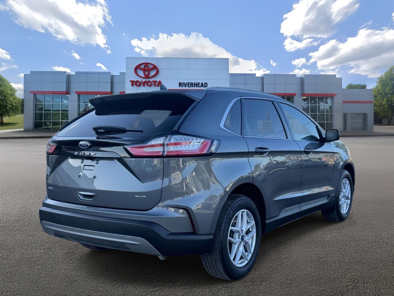 Used 2022 Ford Edge SUV