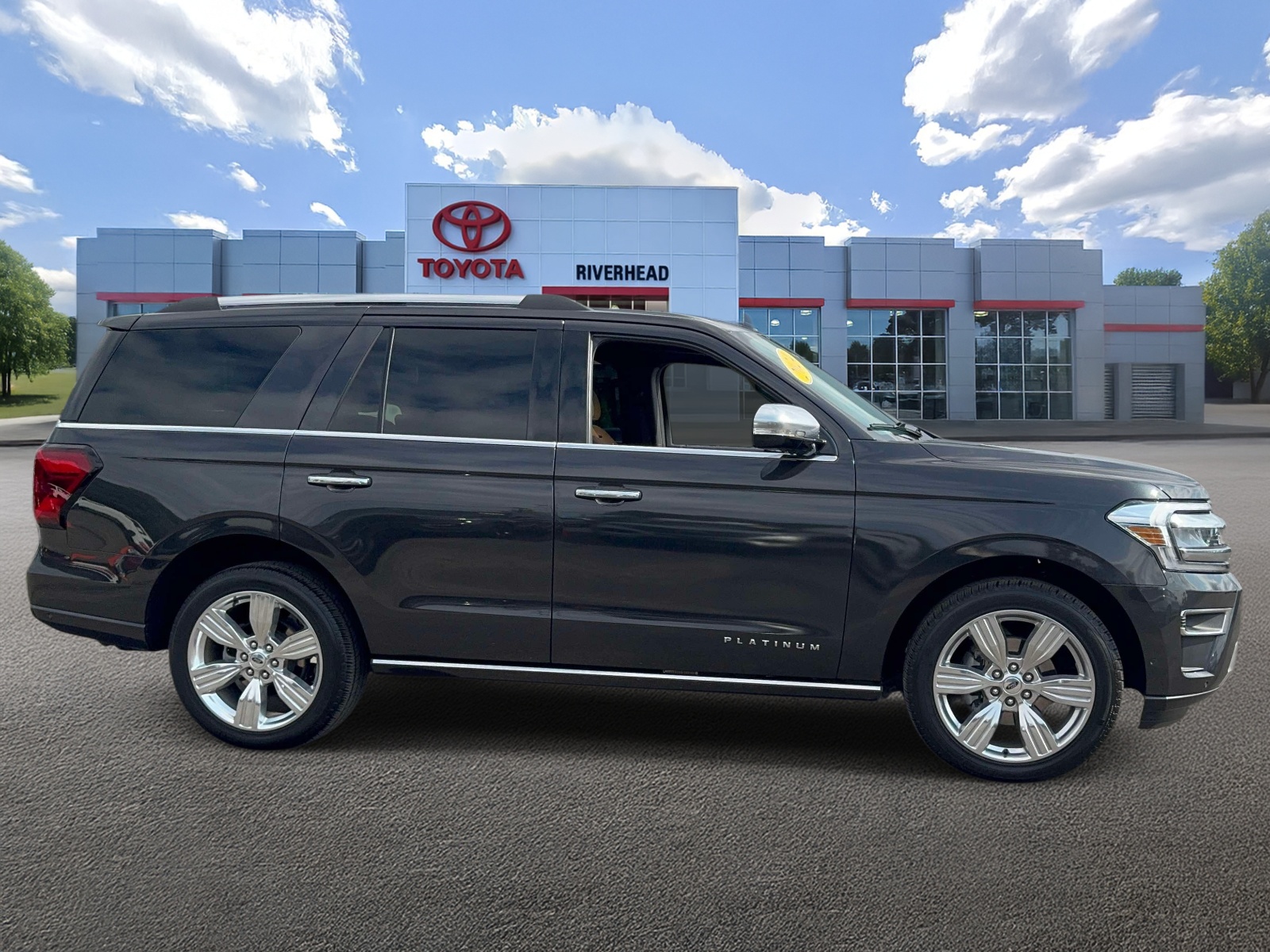 Used 2024 Ford Expedition SUV