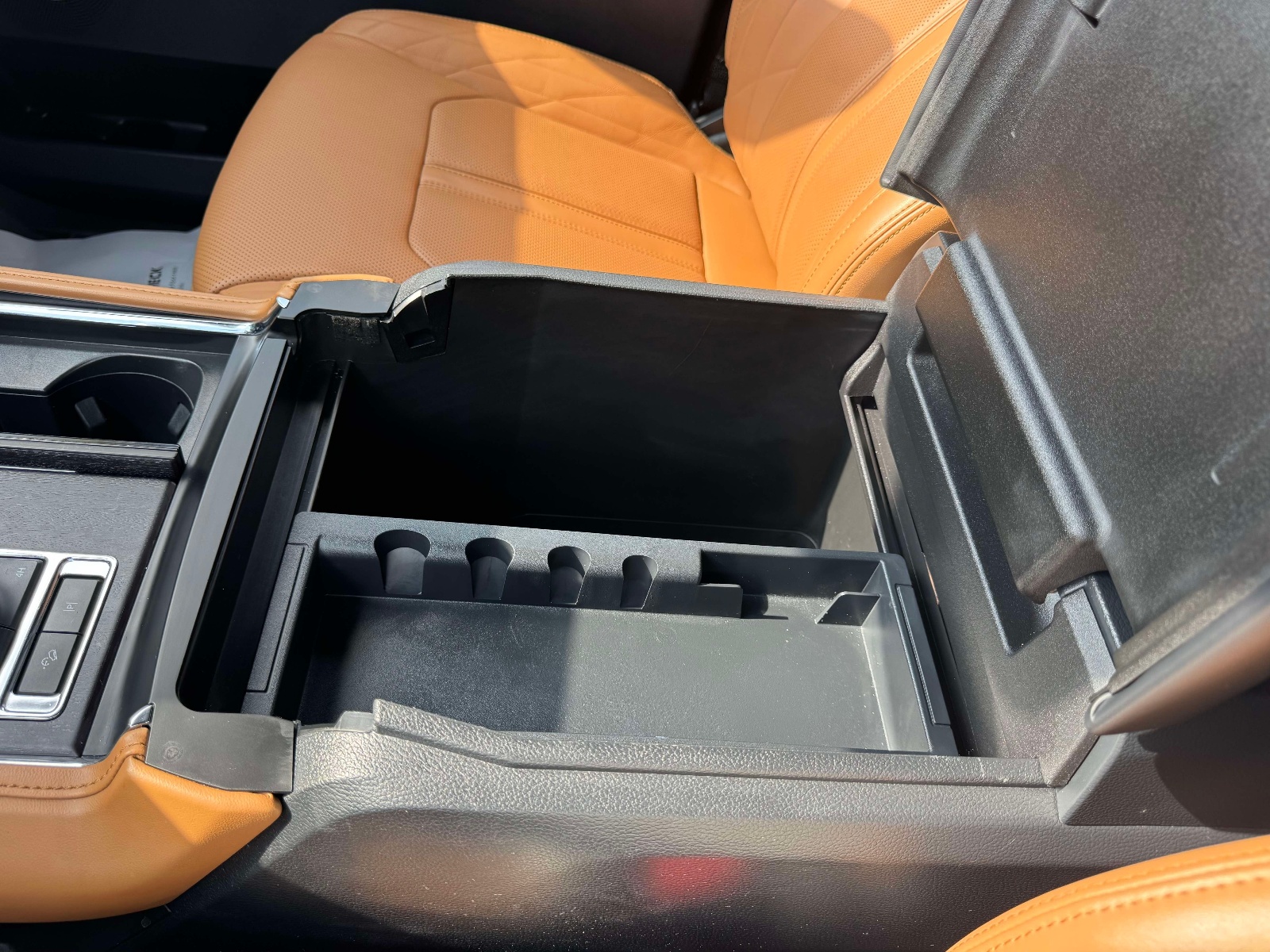 Used 2024 Ford Expedition SUV