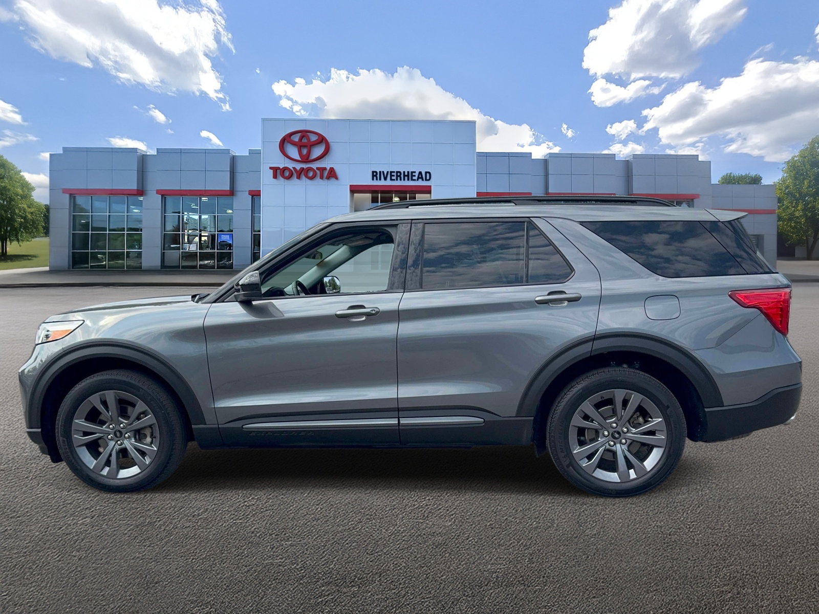 Used 2023 Ford Explorer SUV