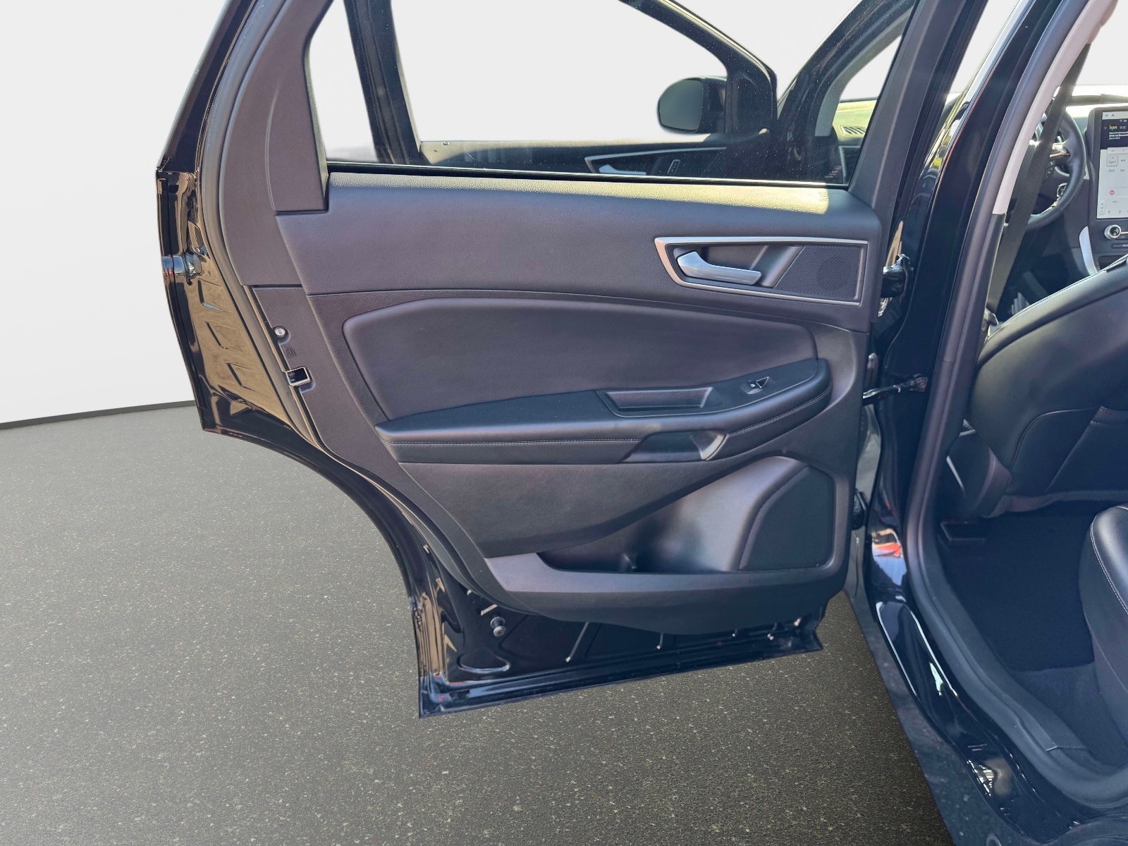 Used 2023 Ford Edge SUV