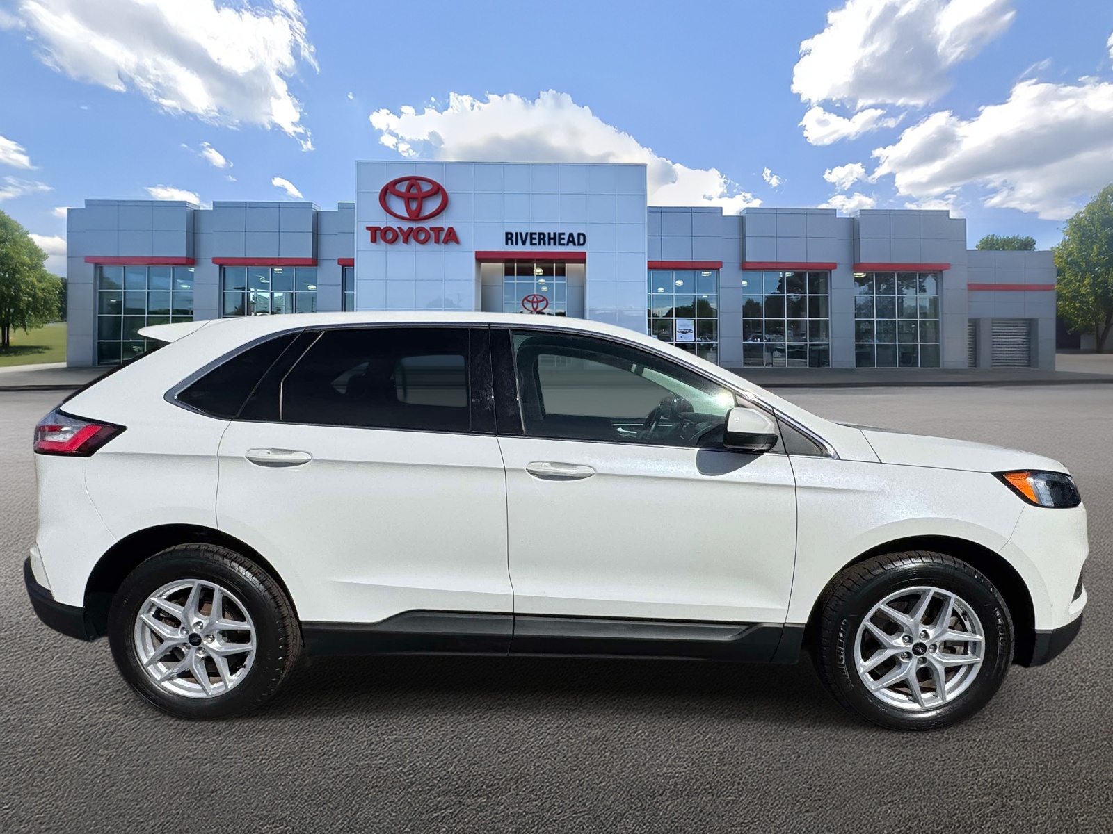 Used 2024 Ford Edge SUV