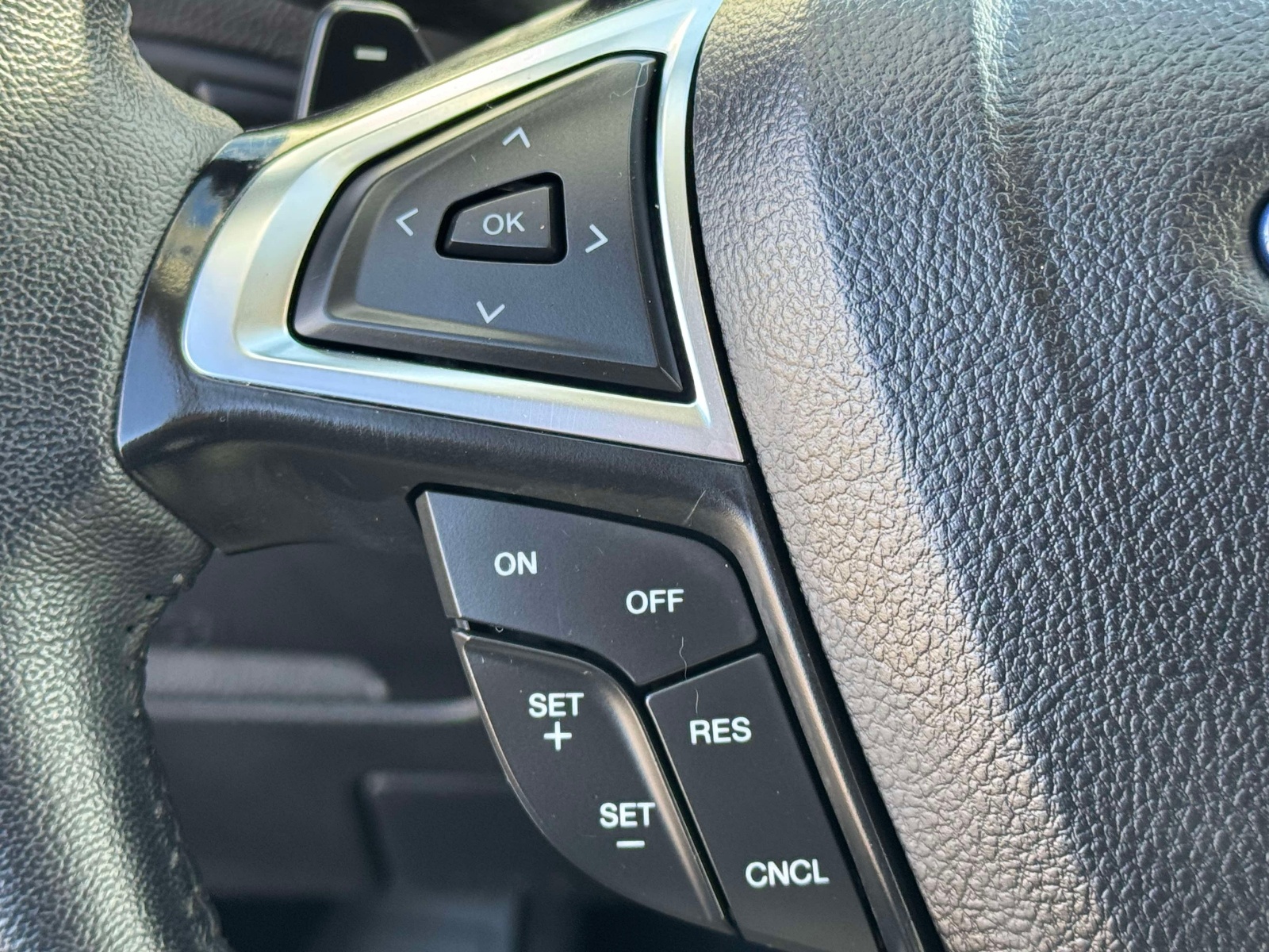 Used 2024 Ford Edge SUV