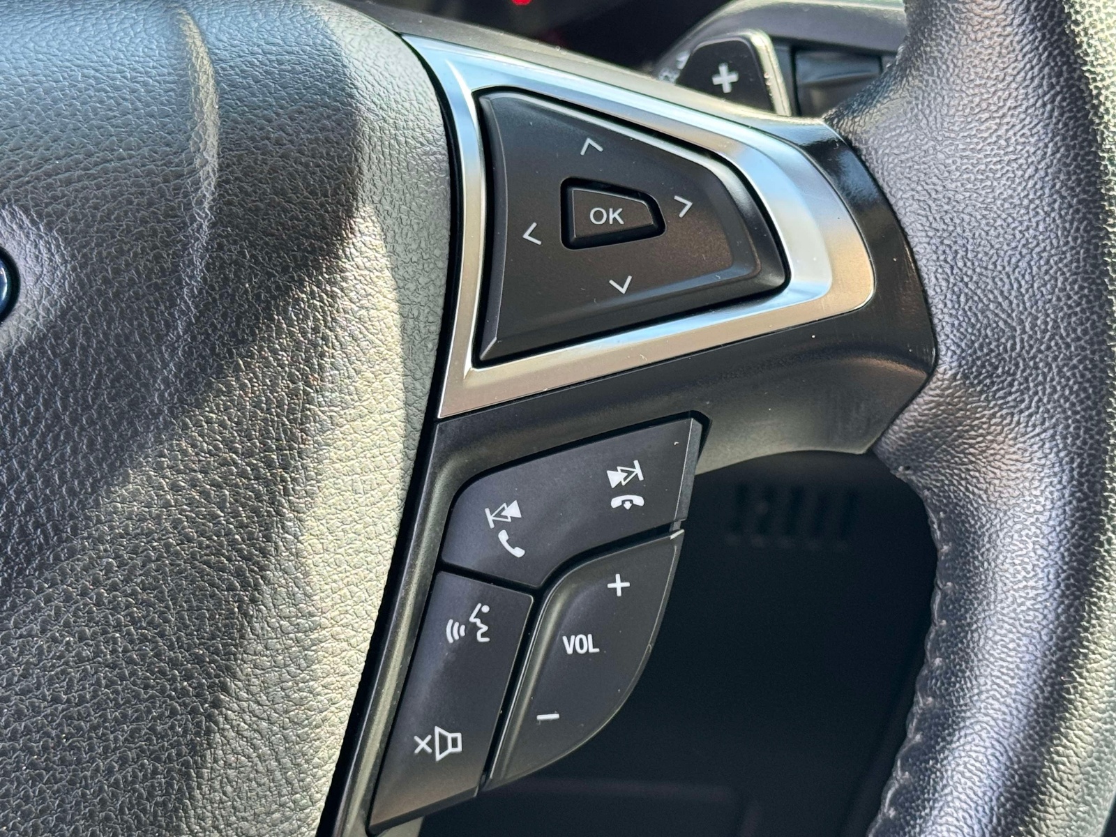Used 2024 Ford Edge SUV