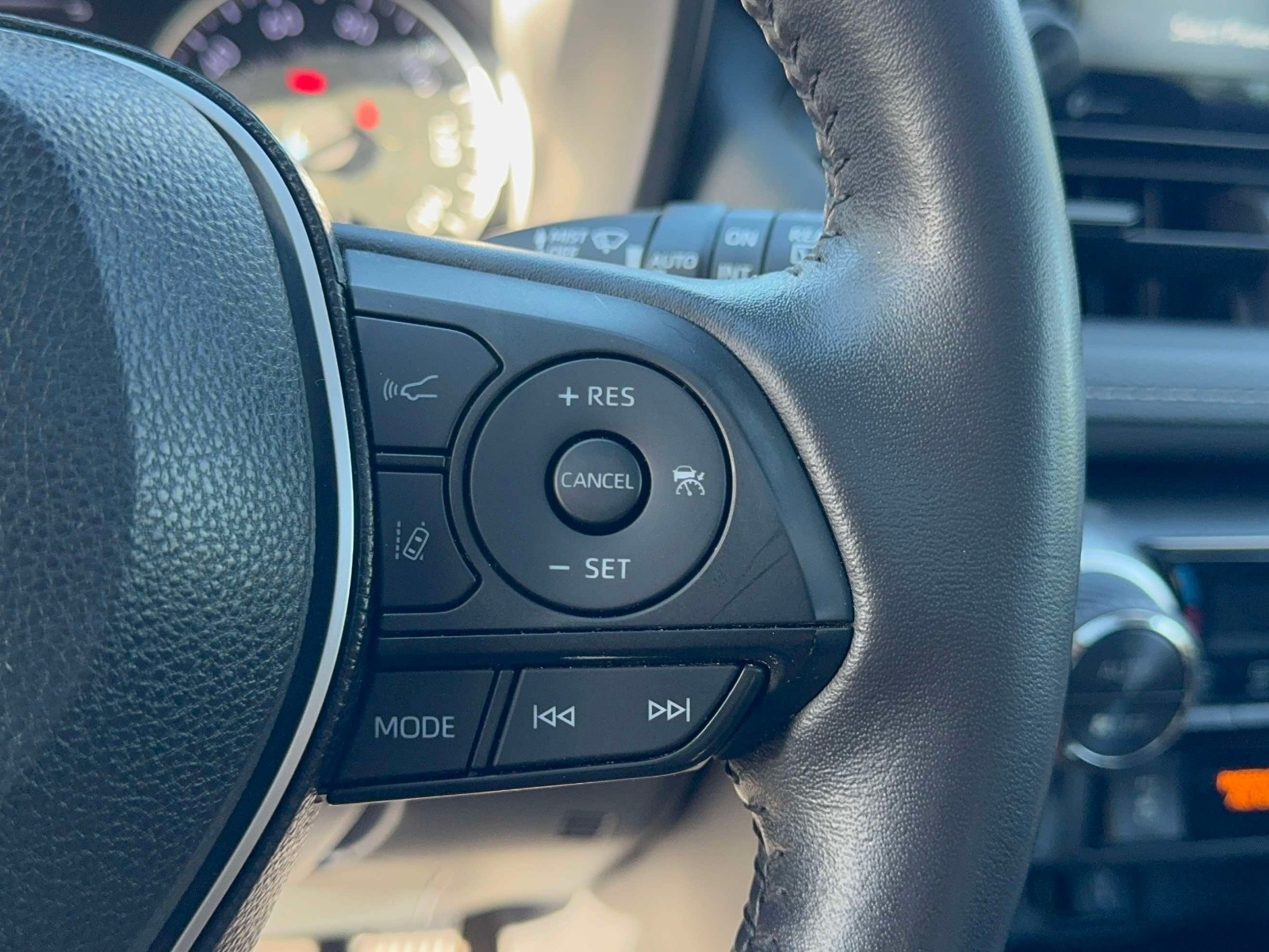 Used 2020 Toyota RAV4 SUV