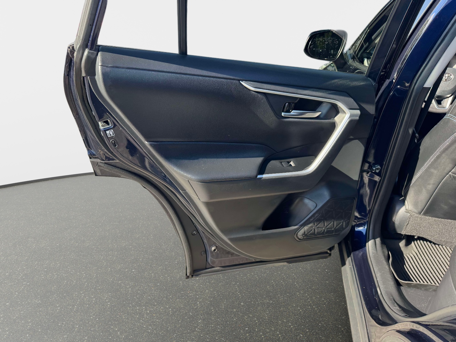 Used 2020 Toyota RAV4 SUV