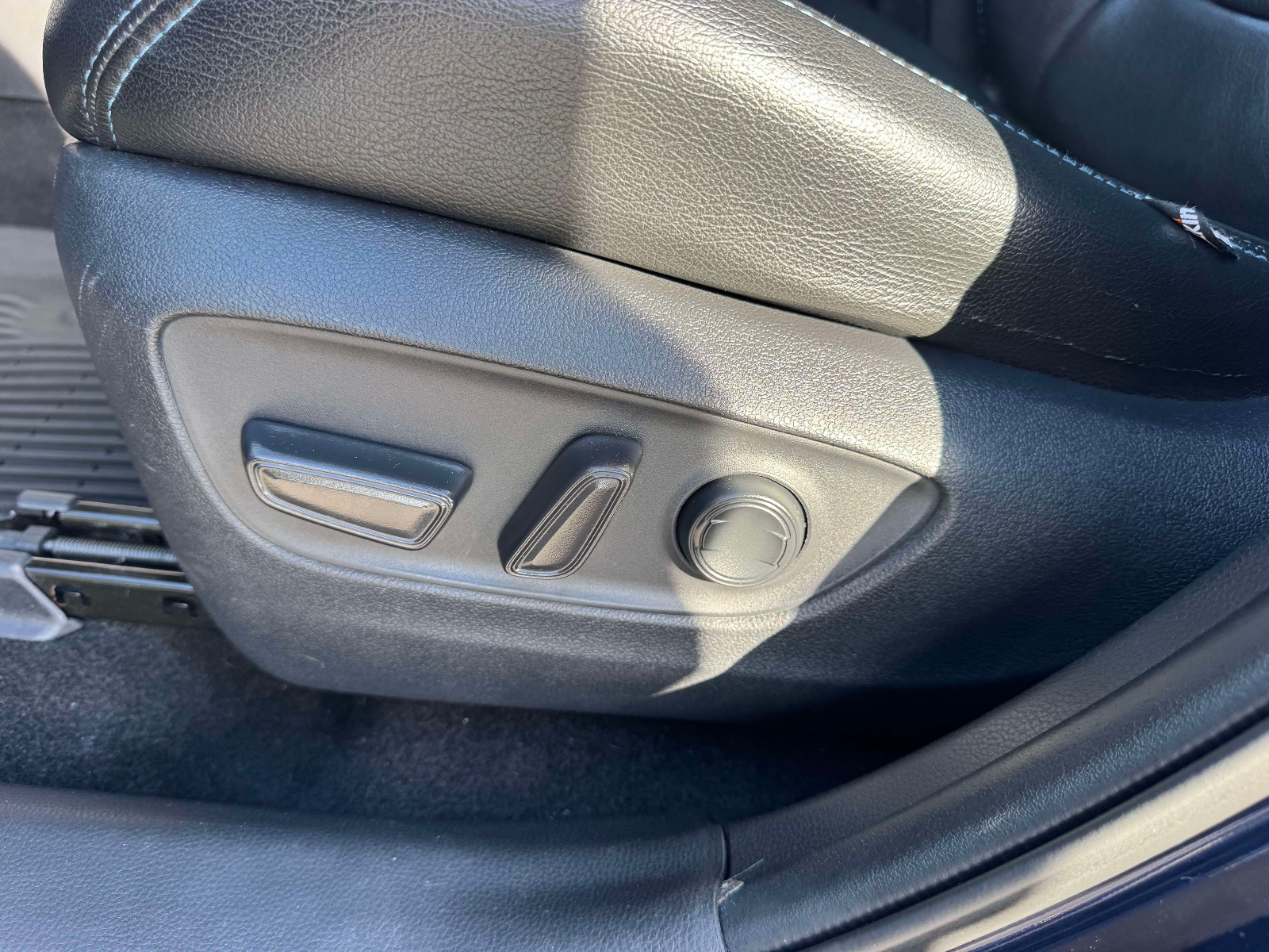 Used 2020 Toyota RAV4 SUV