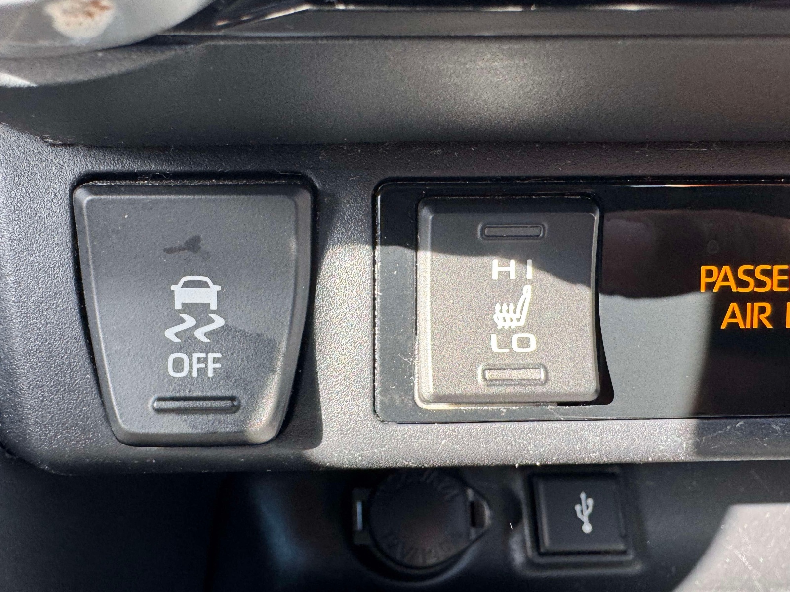 Used 2020 Toyota RAV4 SUV