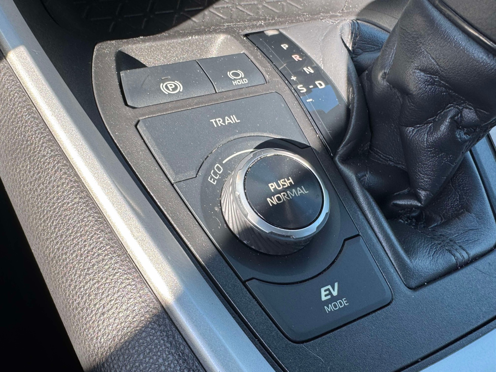 Used 2020 Toyota RAV4 SUV