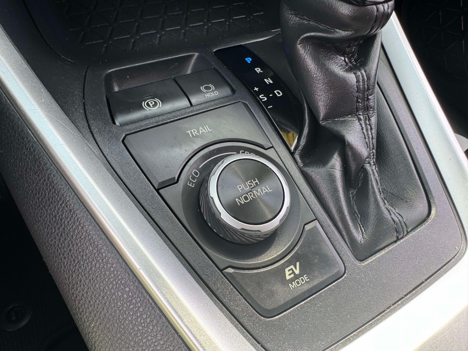 Used 2019 Toyota RAV4 SUV