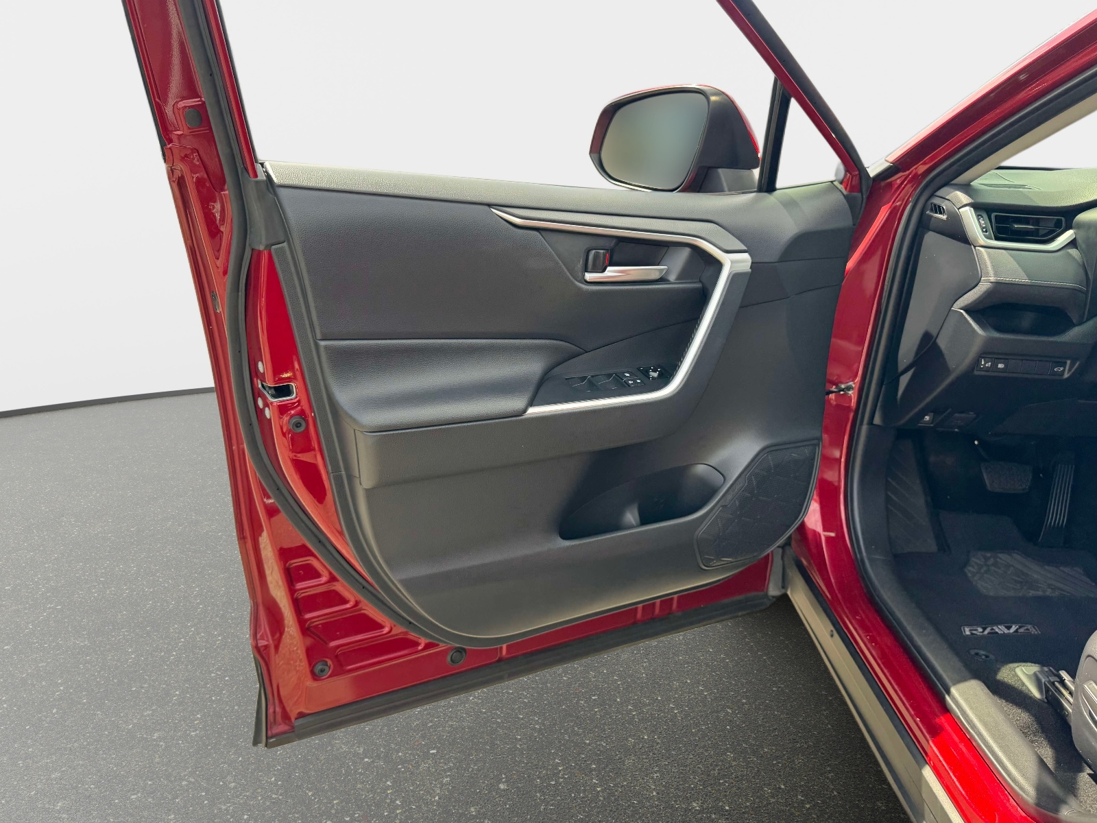 Used 2019 Toyota RAV4 SUV