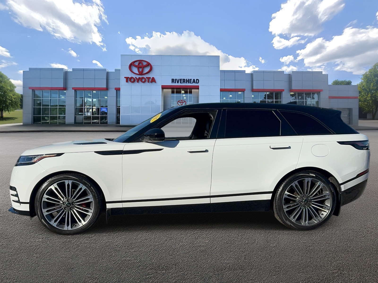 Used 2024 Land rover Range Rover Velar SUV