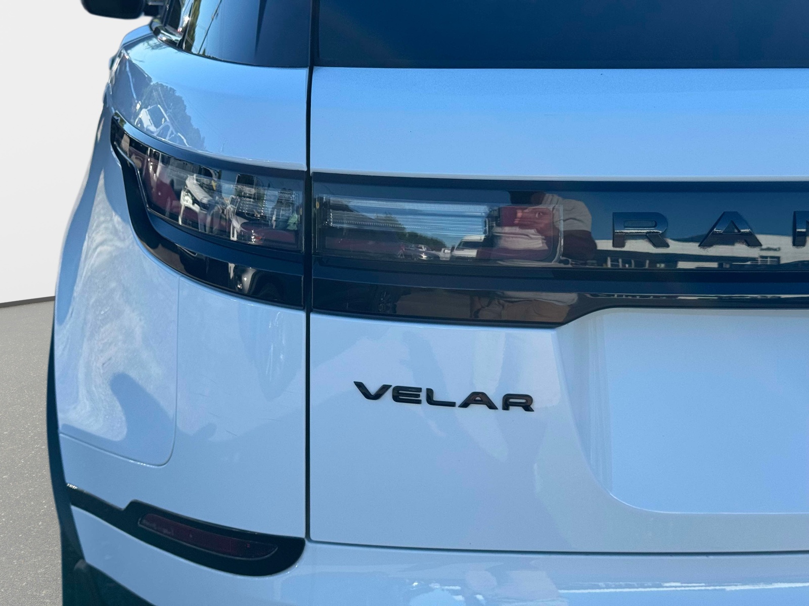 Used 2024 Land rover Range Rover Velar SUV
