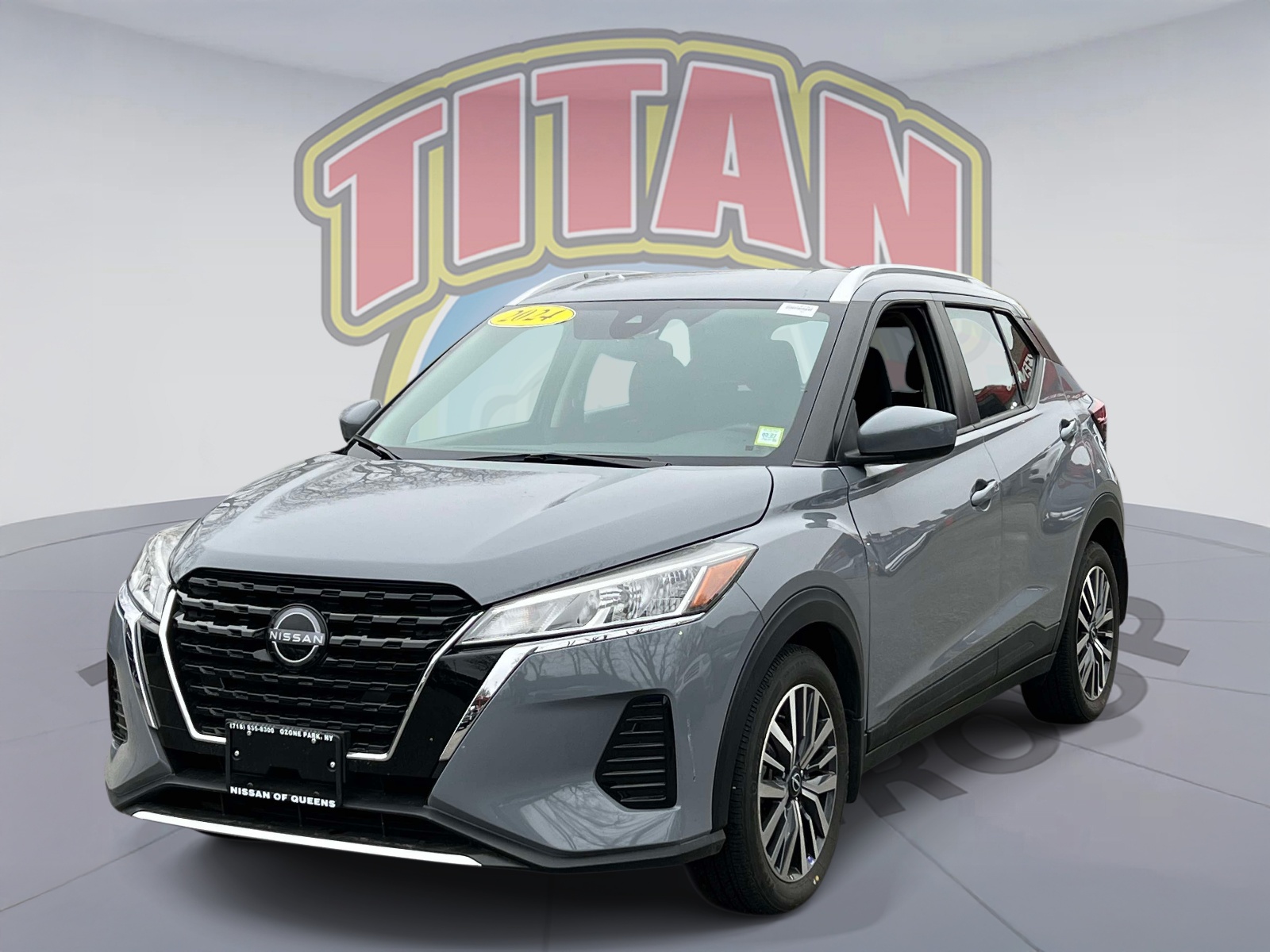 View vehicle photo 5