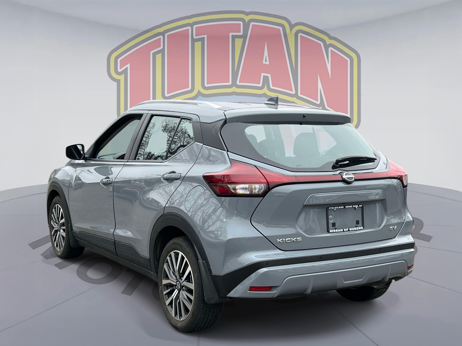 View vehicle photo 7