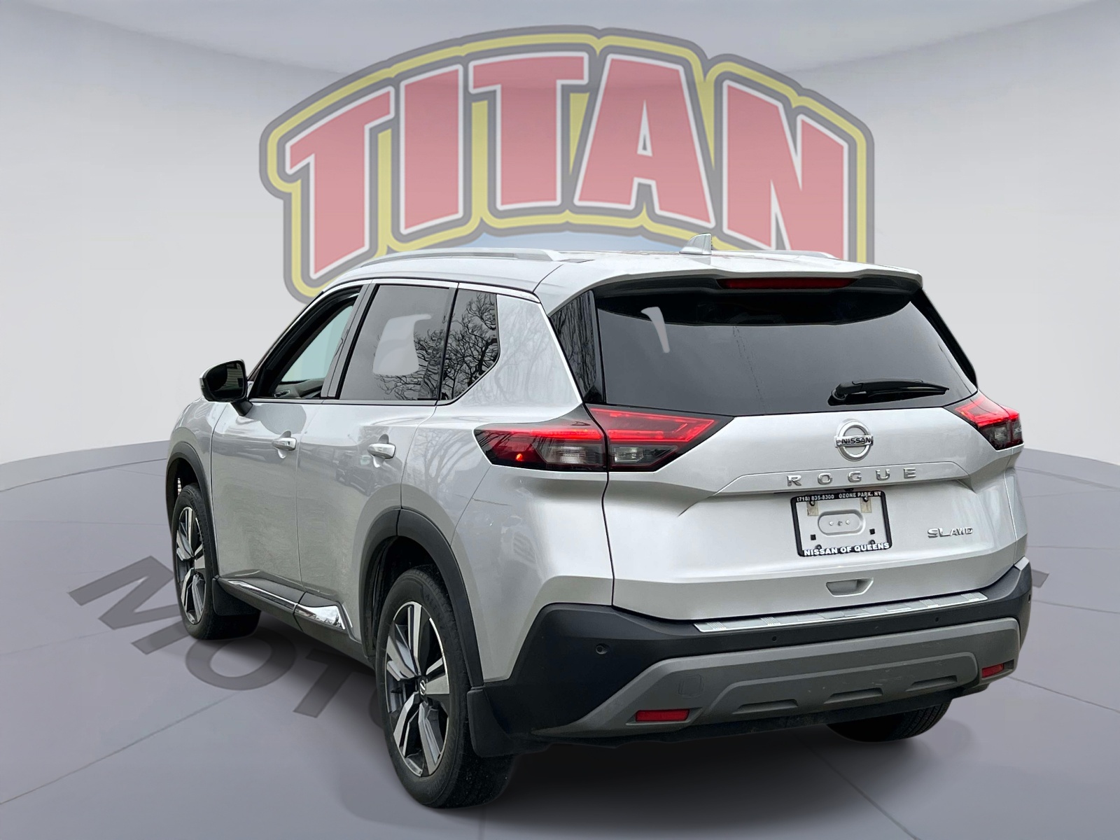 View vehicle photo 7