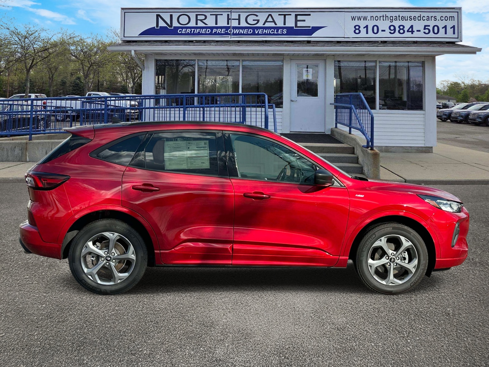 View vehicle photo 2