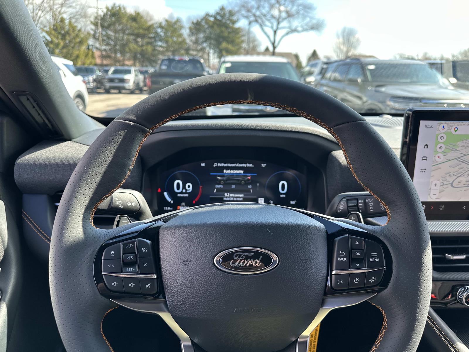 View vehicle photo 7