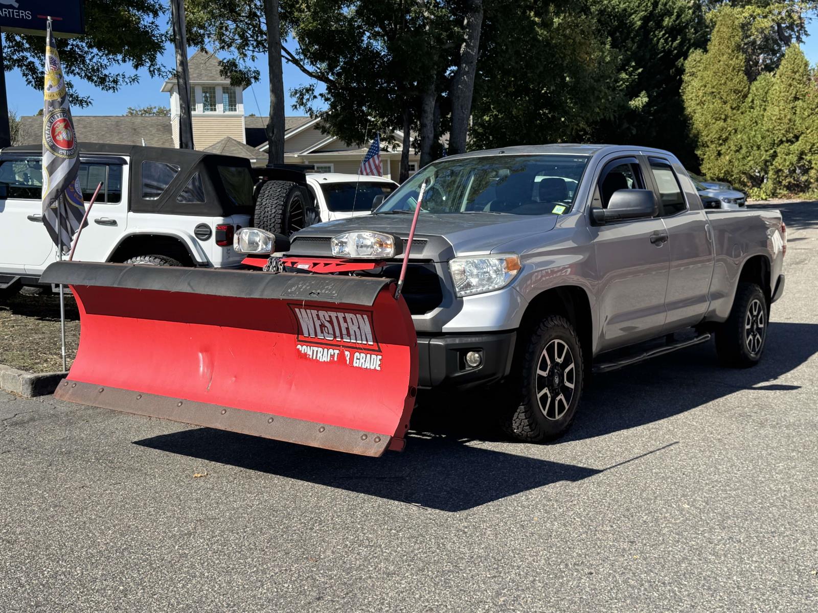 2014 Toyota Tundra 4WD Truck