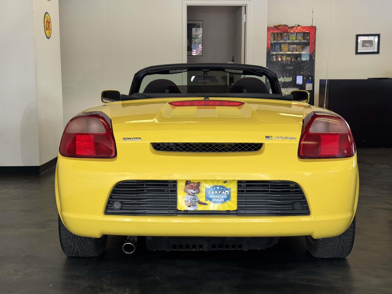 2000 Toyota MR2 Spyder Base - Photo 6