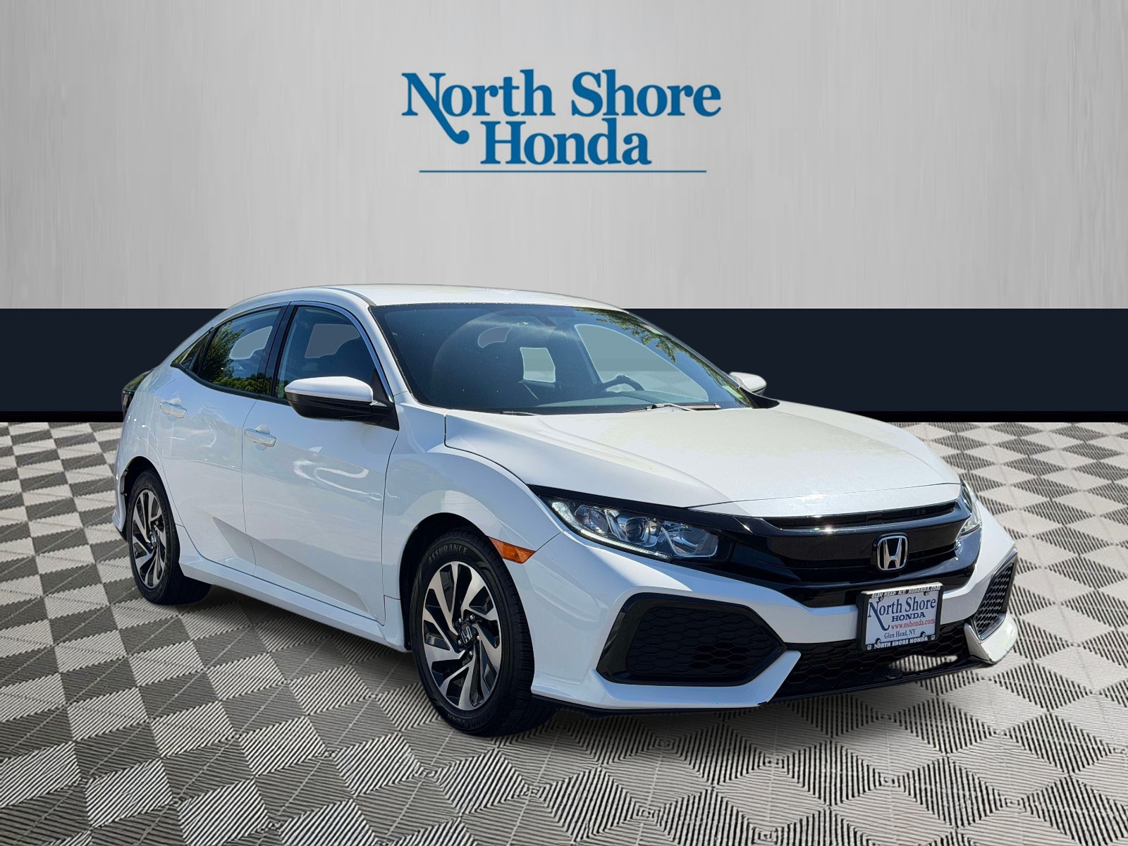 White 2017 Honda Civic Hatchback Hatchback Front-Wheel Drive Automatic