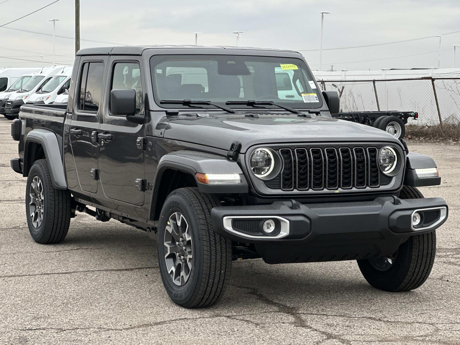 2026 Jeep Gladiator Sahara Crew Cab 4WD