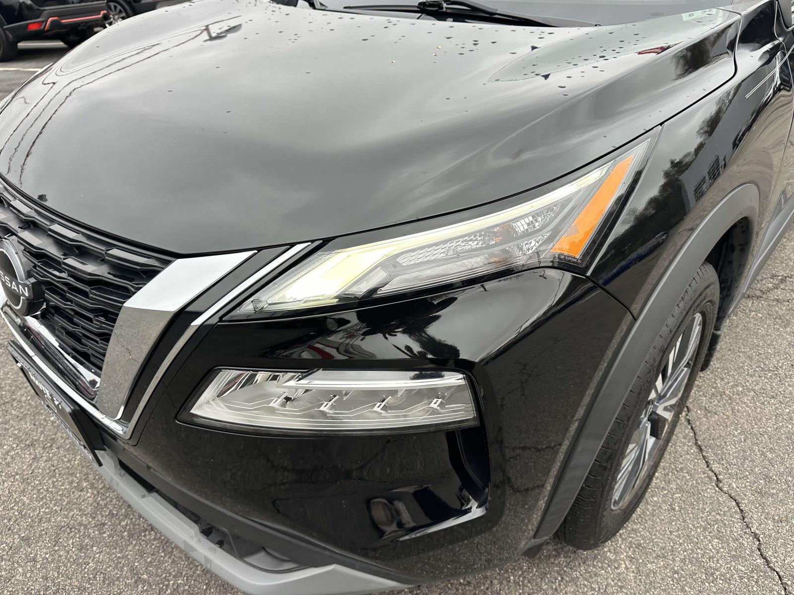 View vehicle photo 7