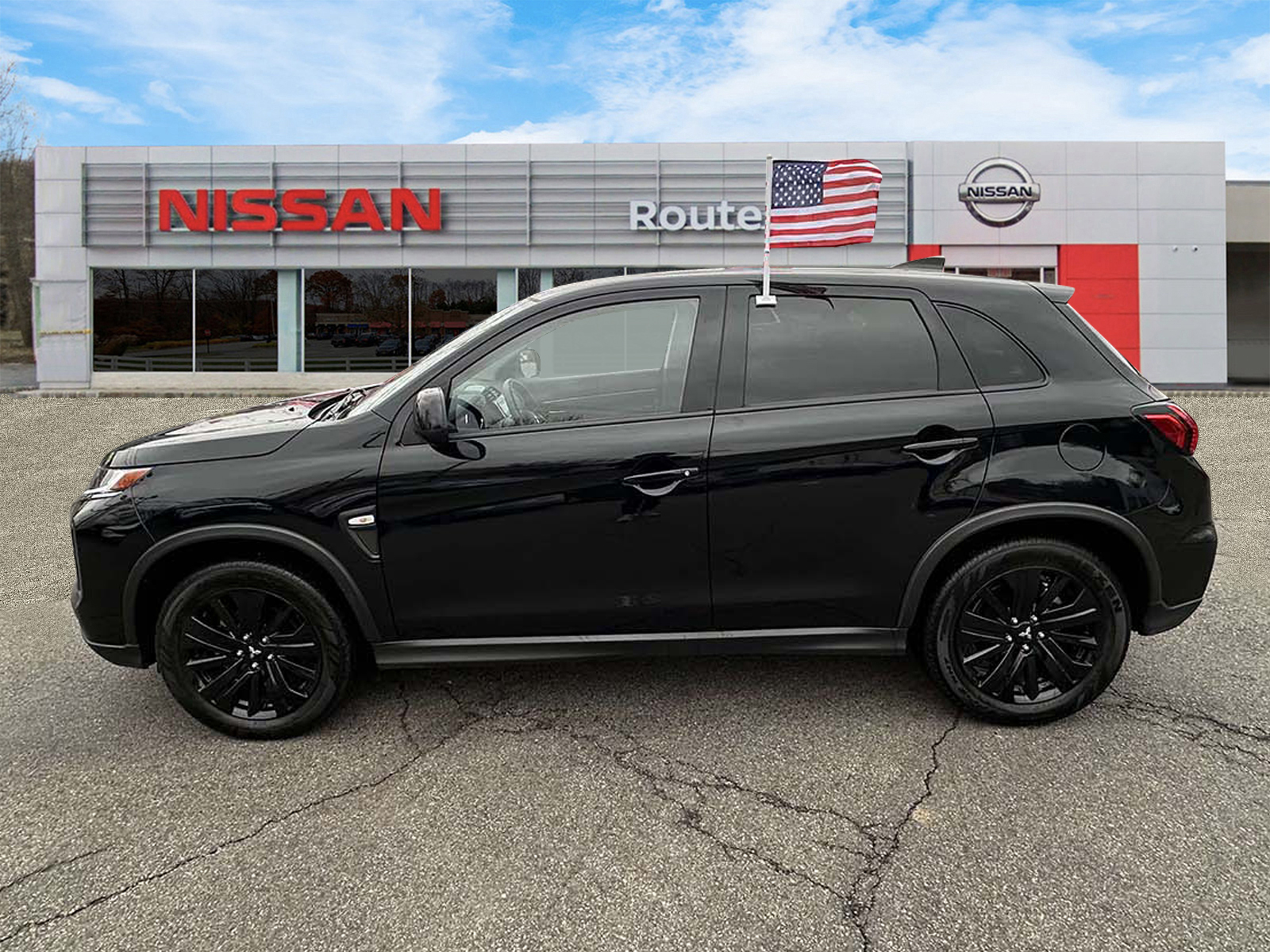 View vehicle photo 5