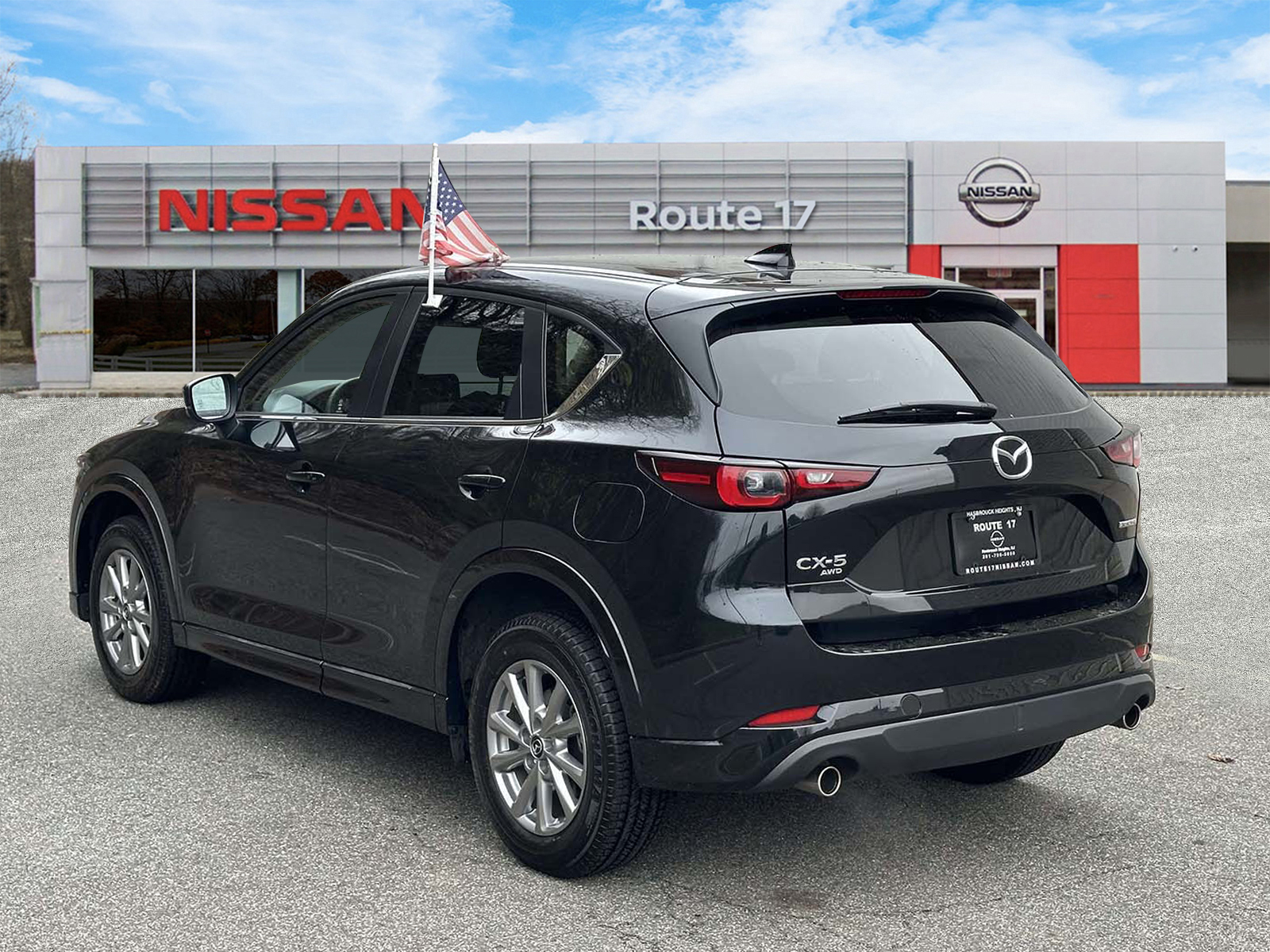 View vehicle photo 3