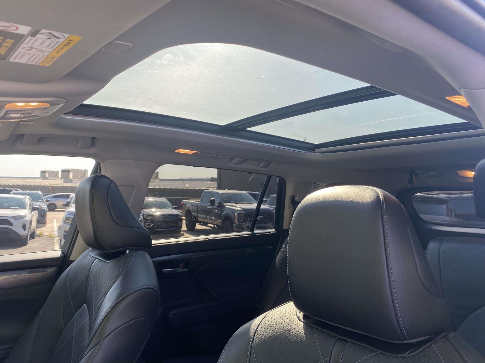 2023 Blueprint Toyota Highlander Platinum FWD SUV