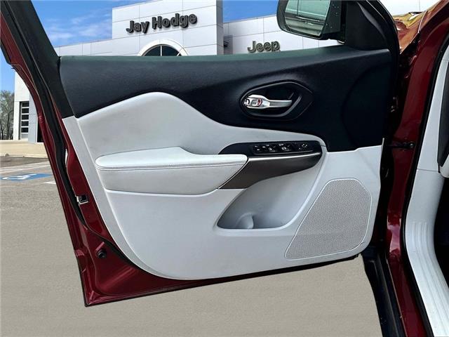 2020 Jeep Cherokee