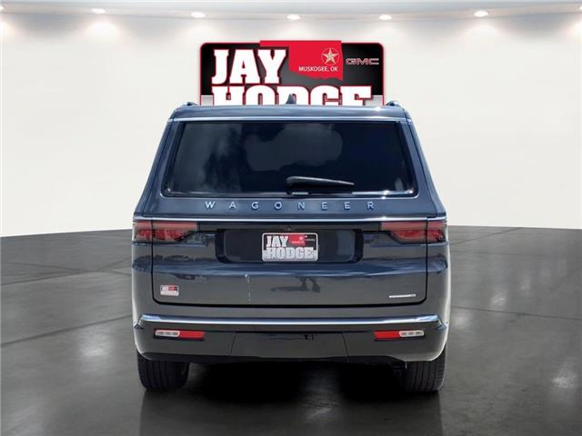 2022 Jeep Wagoneer