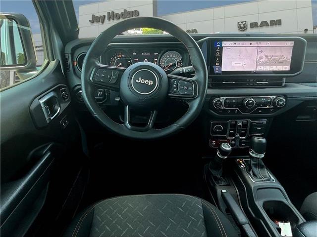 2024 Jeep Gladiator