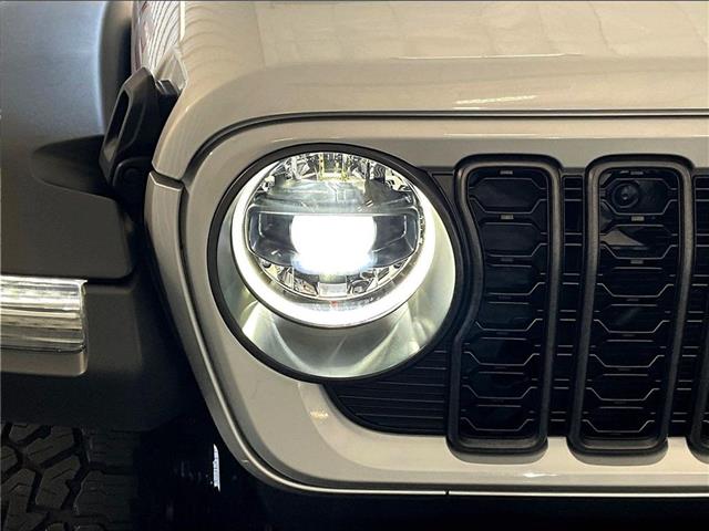 2024 Jeep Gladiator