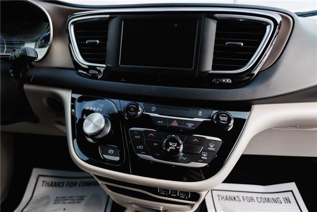 2023 Chrysler Voyager